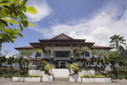 Bahari Inn Tegal Tegal (Central Java) Exterior foto