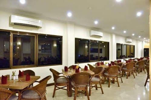 Bahari Inn Tegal Tegal (Central Java) Exterior foto